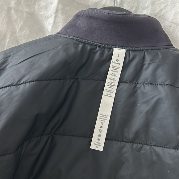 Lululemon Reversible Jacket - Picture 8 of 10
